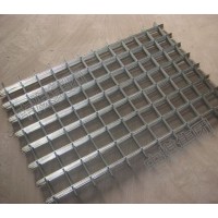 矿用锚网材料：优质低碳钢丝编织而成