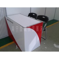 南宁收银台制作厂家，八棱柱展桌，观众填表台促销台价
