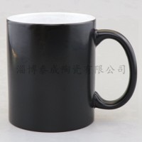 淄博陶瓷变色杯影像杯厂家批发个性变色杯子安全无毒
