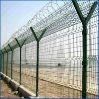 供应飞机场防御护栏网 Y型安全隔离栅 Y型柱监狱防护刺绳护栏网