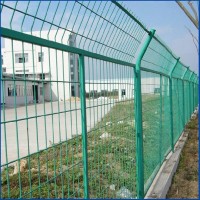 现货球场围网运动场浸塑铁丝网学校操场安全隔离防护栏可定制