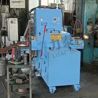 热锻炉生氧化皮带给锻件的表面缺陷使用力泰去氧化皮设备